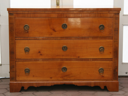 Kommode Kirsche 3-schübig Österr. um 1840
