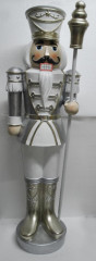 NUSSKNACKER 111,5 cm, weiss / silber / champagner