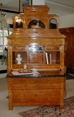 Schreibschrank Birke um 1820